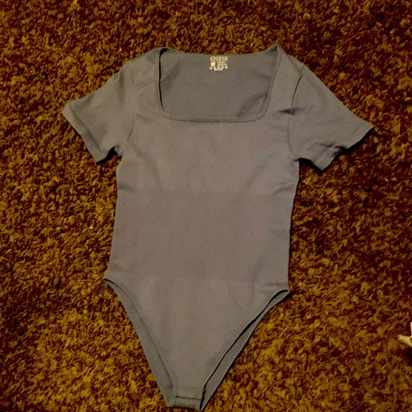 White and baby blue set - Picture 1 of 2